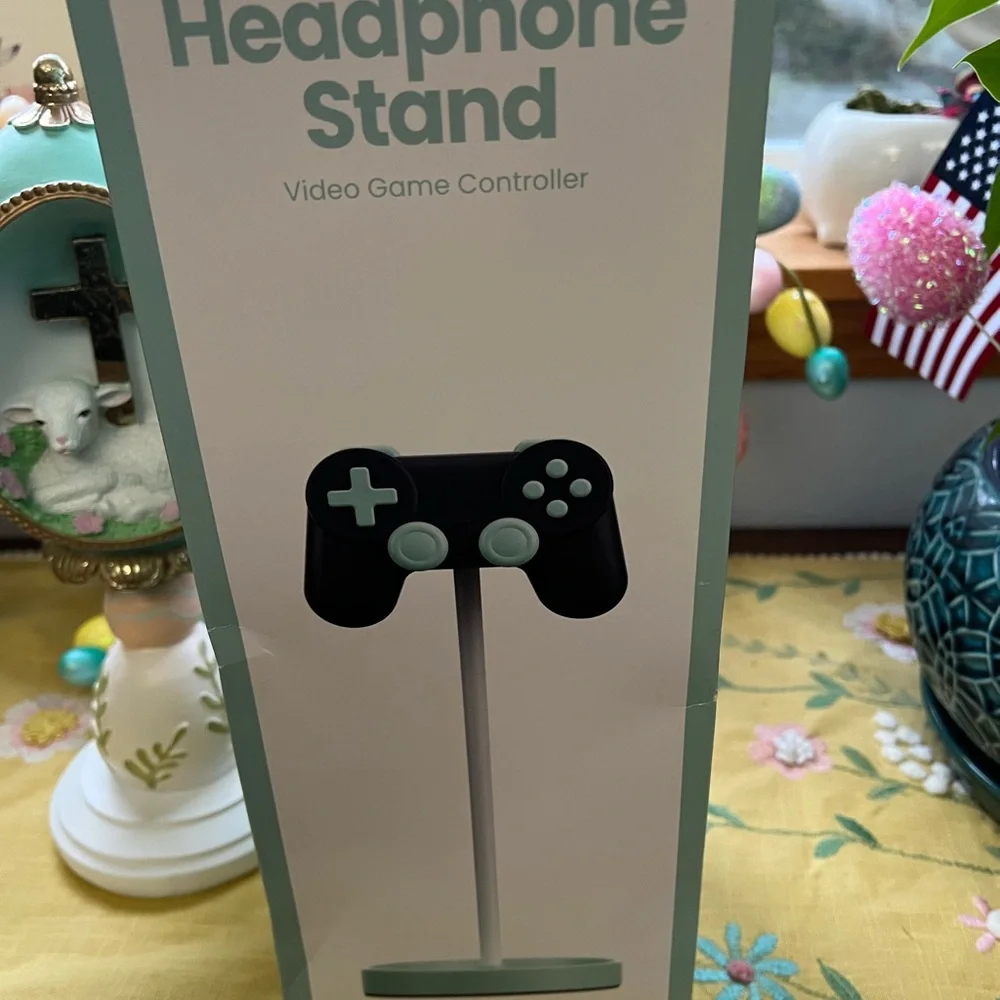 Video Game Controller Headphone Stand in Mint Green